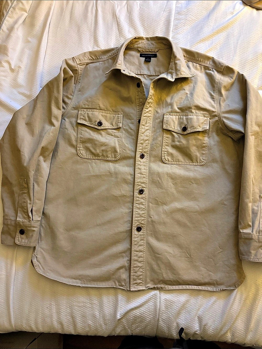 Banana Republic Men's Casual Button Down Beige jacket / shirt  Size Large heavy